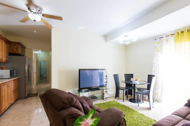 New Kingston Apartments At Kensington Екстер'єр фото