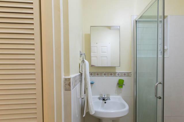 New Kingston Apartments At Kensington Екстер'єр фото