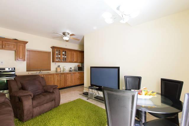 New Kingston Apartments At Kensington Екстер'єр фото