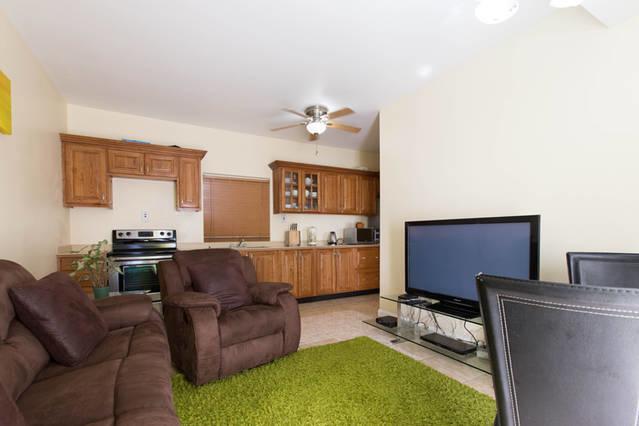 New Kingston Apartments At Kensington Екстер'єр фото
