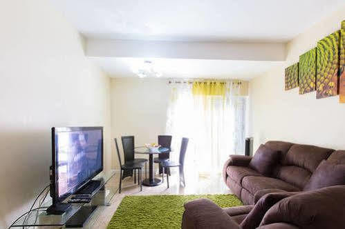 New Kingston Apartments At Kensington Екстер'єр фото